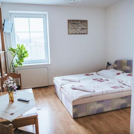 Klub U Namornika Dvůr Králové nad Labem المظهر الخارجي الصورة