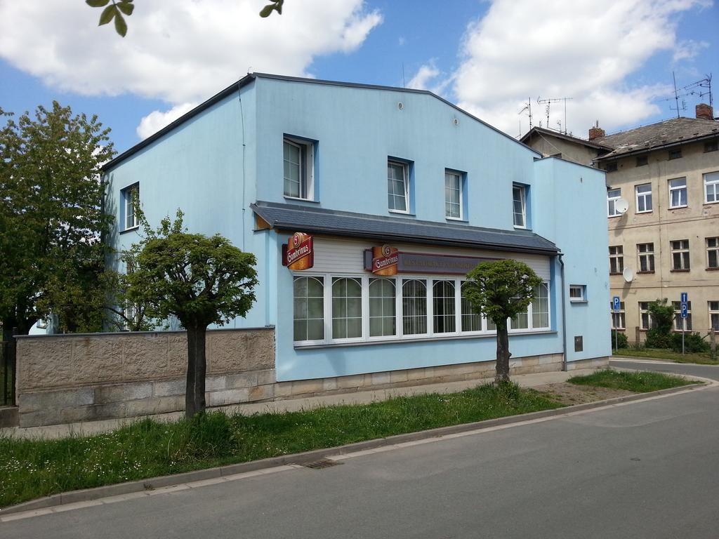 Klub U Namornika Dvůr Králové nad Labem المظهر الخارجي الصورة