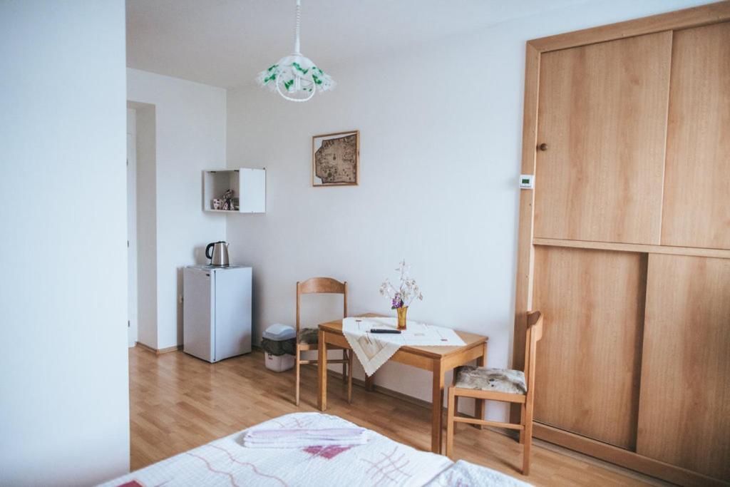 Klub U Namornika Dvůr Králové nad Labem المظهر الخارجي الصورة