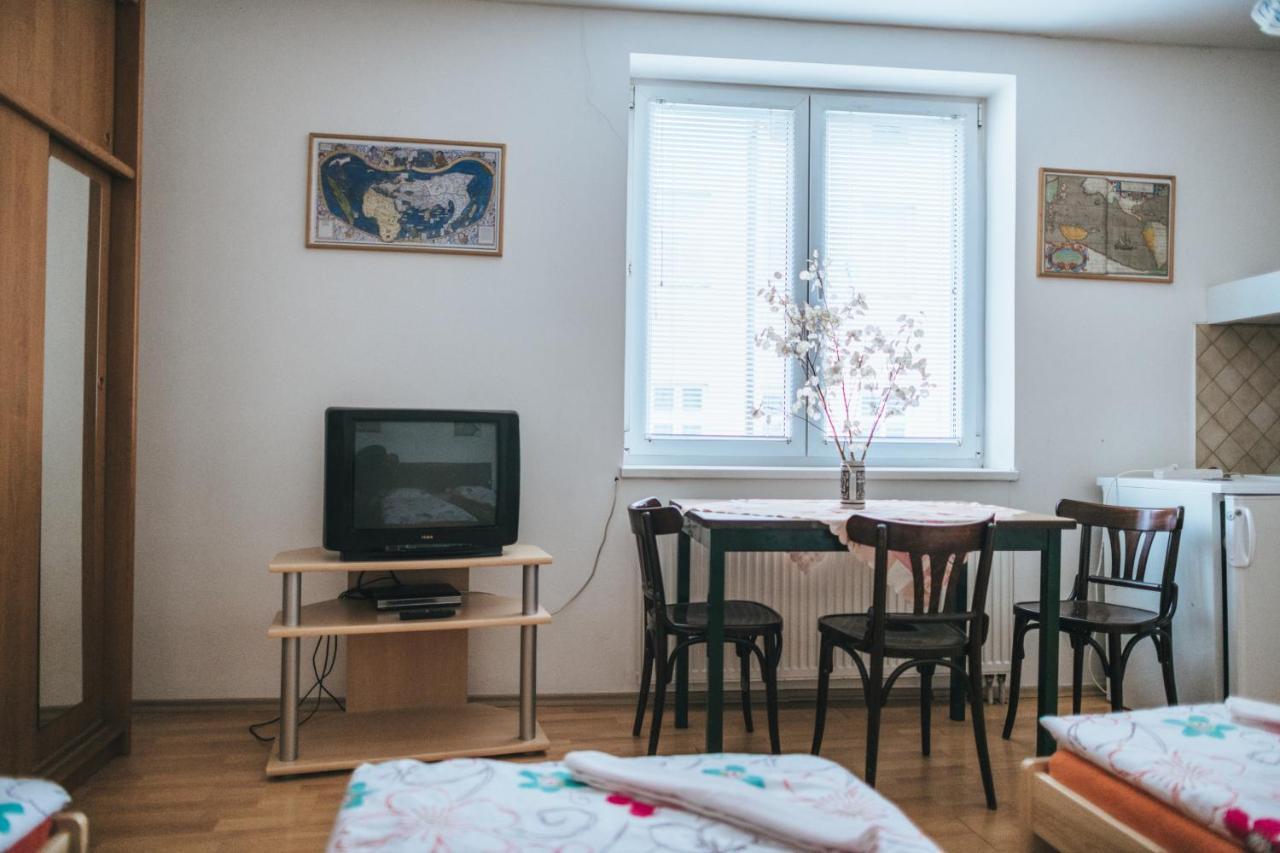 Klub U Namornika Dvůr Králové nad Labem المظهر الخارجي الصورة